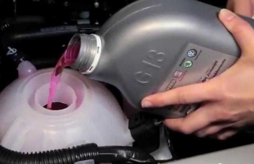 Радиатор в автомобилях шкода октавия а7: как снять и заменить деталь