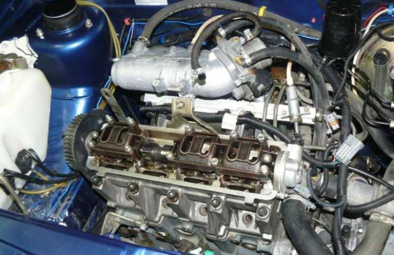 Сколько масла в двигателе ваз 2114 8. Мотор 8 клапанный ВАЗ 2114. Двигатель ВАЗ 2114 8 клапанов 1.5. Двигатель 1.6 8 клапанный ВАЗ 2114. Двигатель 2114 1.5 8 клапанный.