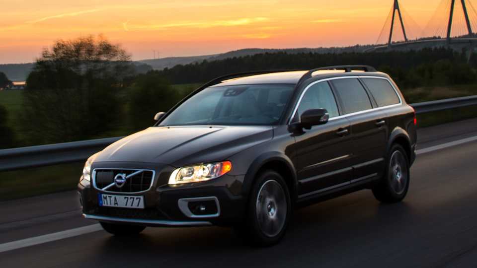 Volvo xc70 (2012-2017) цена, технические характеристики, фото, видео тест-драйв