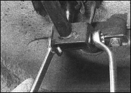 Skoda felicia: передние сиденья - инструкция по эксплуатации автомобилем skoda felicia - руководство по эксплуатации, техническому обслуживанию и ремонту автомобиля skoda felicia