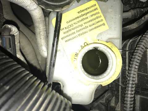 Замена тормозной жидкости в автомобиле шкода октавия а7