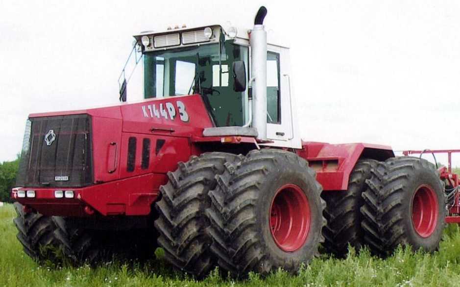 10 основных производителей тракторов из россии | carakoom.com